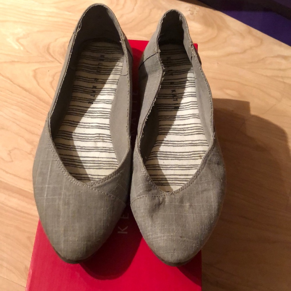 Used grey flats